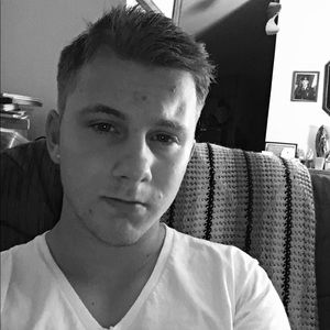 Meet your Posher, Justin